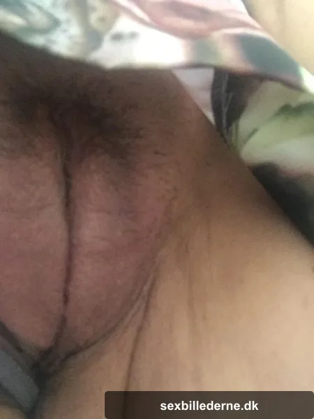 Summer Dress Season allows for some quick Panties to the side pics…