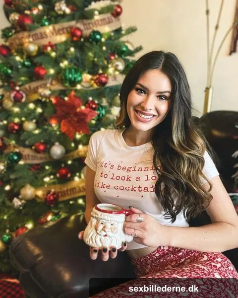 It's Beginning to Look a Lot Like Cocktails