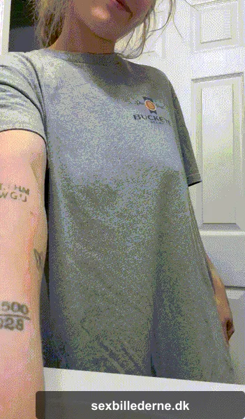 just got outta bed…a little bored (F)